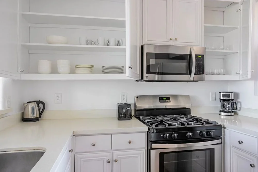 Bright Space-Los AngelesCA-natural-light-photography-studio-lifestyle-photoshoot-location-editorial-commercial-photography-1.jpg