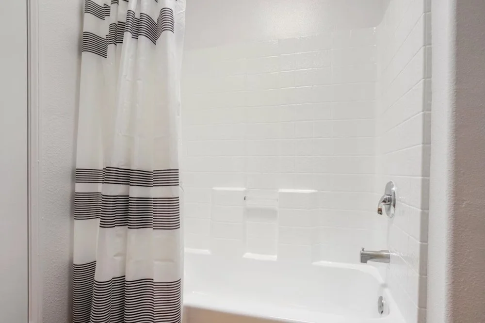 Bright Space-Los AngelesCA-natural-light-photography-studio-lifestyle-photoshoot-location-editorial-commercial-photography-15.jpg