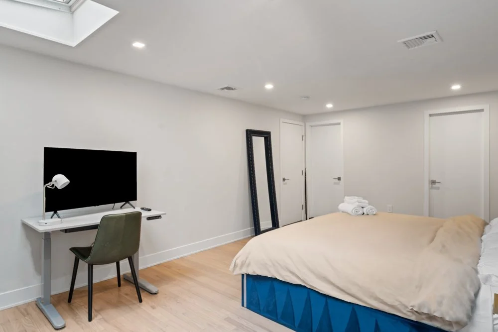 Hidden Oasis-LivingstonNJ-natural-light-photography-studio-lifestyle-photoshoot-location-editorial-commercial-photography-2.jpg