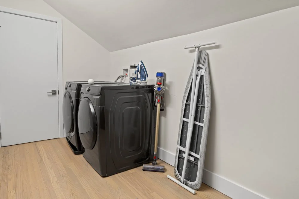 Hidden Oasis-LivingstonNJ-natural-light-photography-studio-lifestyle-photoshoot-location-editorial-commercial-photography-9.jpg