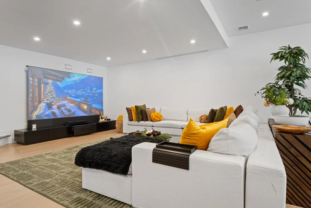 Hidden Oasis-LivingstonNJ-natural-light-photography-studio-lifestyle-photoshoot-location-editorial-commercial-photography-18.jpg