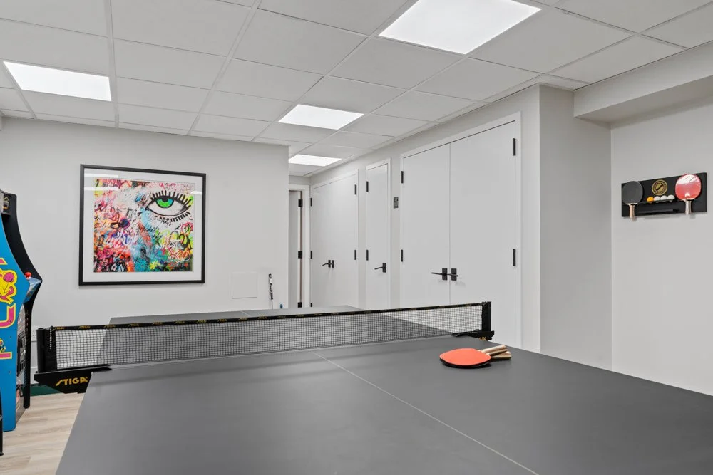 Hidden Oasis-LivingstonNJ-natural-light-photography-studio-lifestyle-photoshoot-location-editorial-commercial-photography-40.jpg