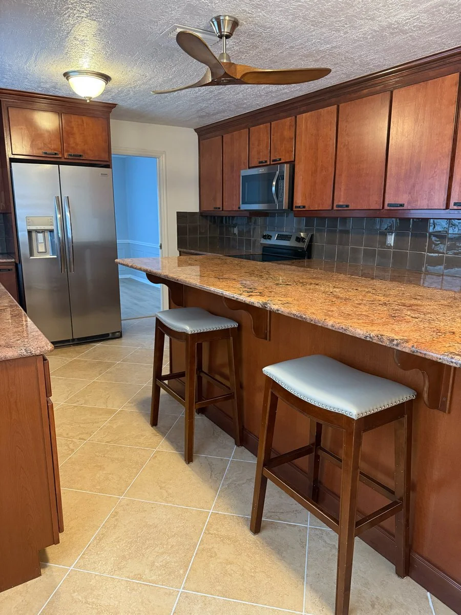 Bright Modern: $250/hr