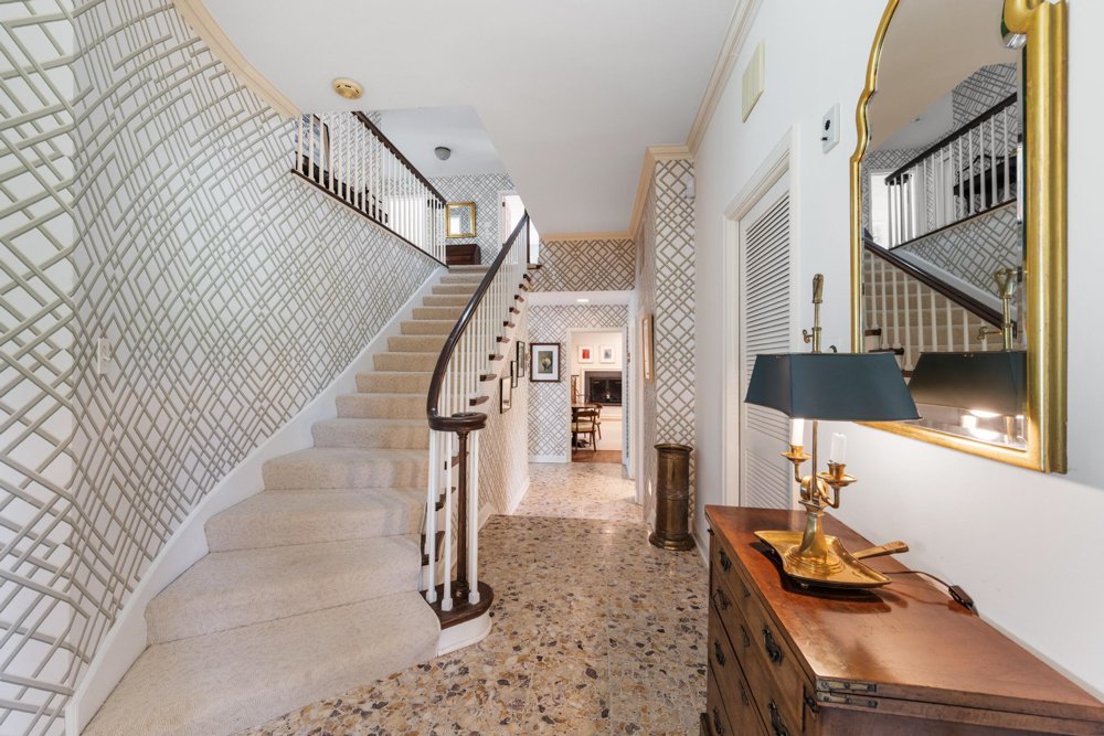 Classic Estate: $250/hr