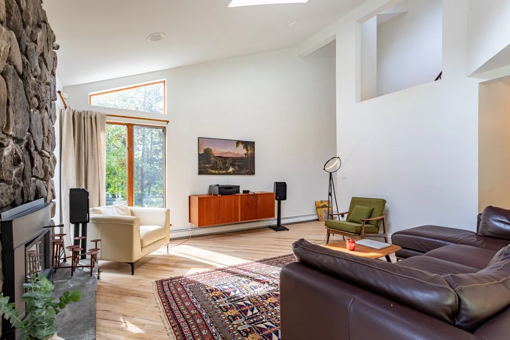 Forest Loft-4583-JeffersonvilleNY-natural-light-photography-studio-lifestyle-photoshoot-location-editorial-commercial-photography-19.jpg