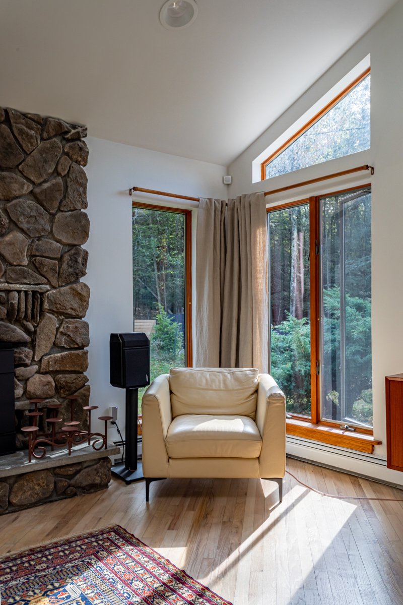 Forest Loft-4583-JeffersonvilleNY-natural-light-photography-studio-lifestyle-photoshoot-location-editorial-commercial-photography-31.jpg