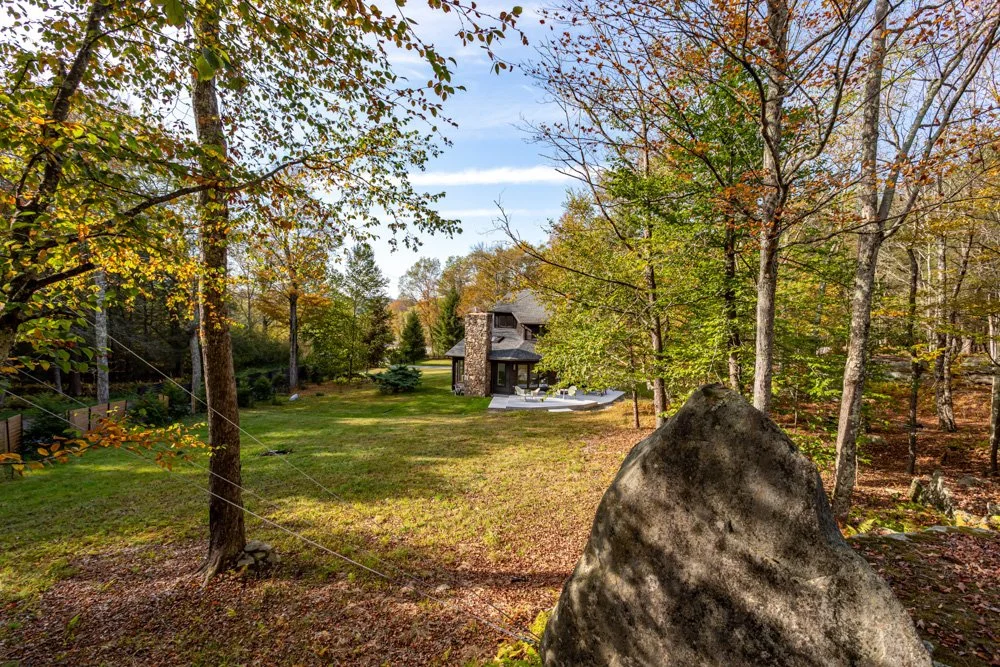 Forest Loft-4583-JeffersonvilleNY-natural-light-photography-studio-lifestyle-photoshoot-location-editorial-commercial-photography-33.jpg