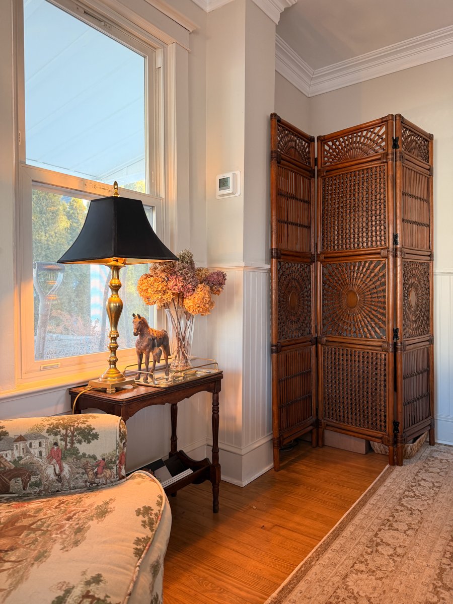 Classic Homestead-natural-light-photography-studio-lifestyle-photoshoot-location-editorial-7.jpg