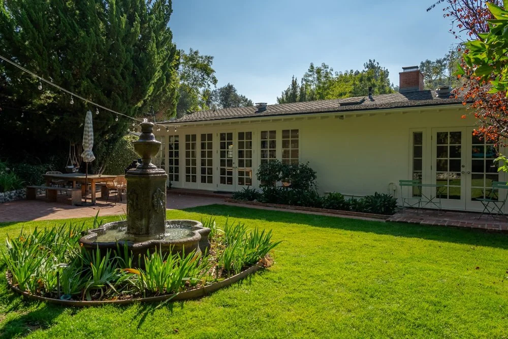 Neutral Canvas-PasadenaCA-natural-light-photography-studio-lifestyle-photoshoot-location-editorial-5.jpg