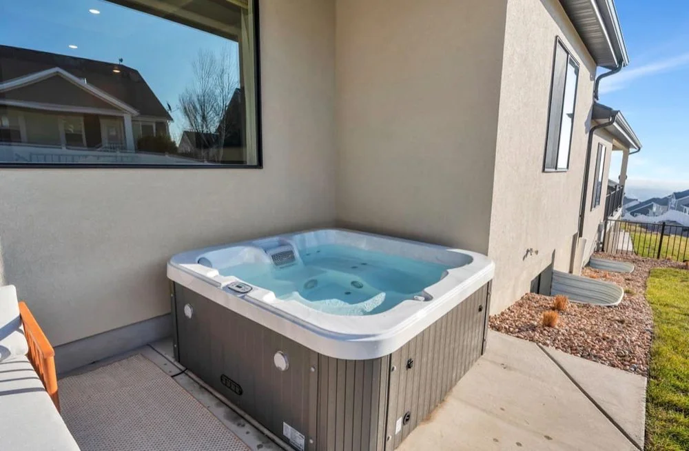 Soft Luxury-LehiUT-natural-light-photography-studio-lifestyle-photoshoot-location-editorial-1.jpg