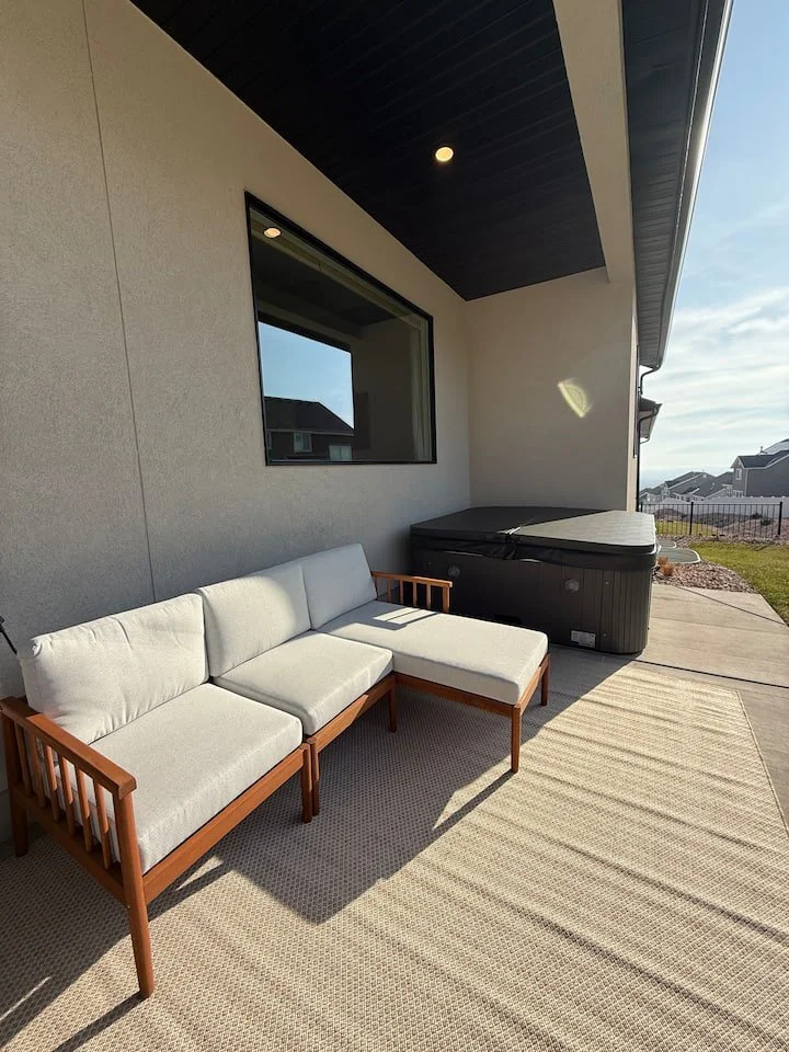 Soft Luxury-LehiUT-natural-light-photography-studio-lifestyle-photoshoot-location-editorial-5.jpg