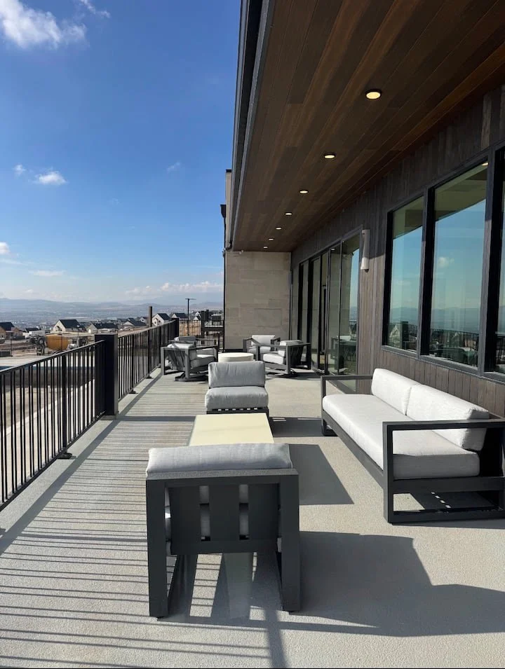 Soft Luxury-LehiUT-natural-light-photography-studio-lifestyle-photoshoot-location-editorial-14.jpg