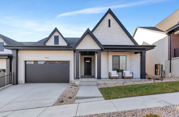 Soft Luxury-LehiUT-natural-light-photography-studio-lifestyle-photoshoot-location-editorial-18.jpg