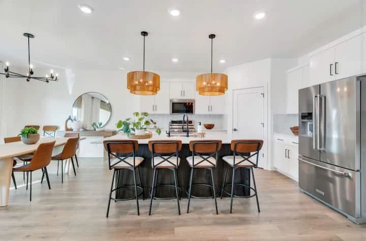 Soft Luxury-LehiUT-natural-light-photography-studio-lifestyle-photoshoot-location-editorial-38.jpg