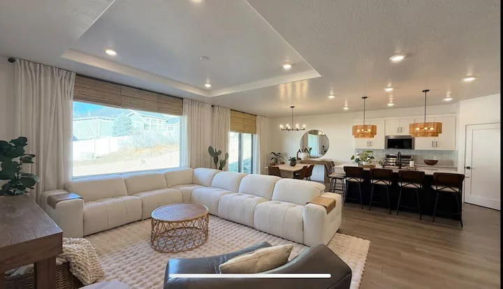 Soft Luxury-LehiUT-natural-light-photography-studio-lifestyle-photoshoot-location-editorial-40.jpg