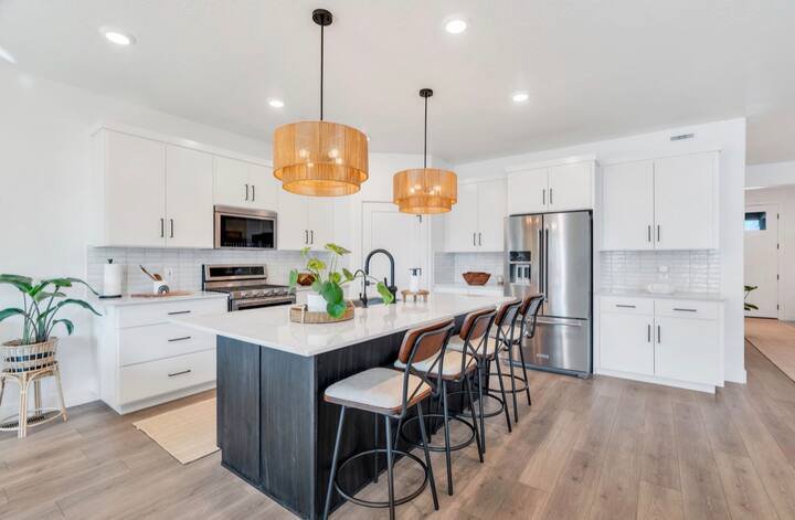 Soft Luxury-LehiUT-natural-light-photography-studio-lifestyle-photoshoot-location-editorial-43.jpg