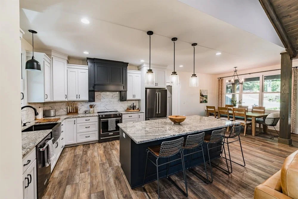 Quiet Ridge-Lake LureNC-natural-light-photography-studio-lifestyle-photoshoot-location-editorial-31.jpg