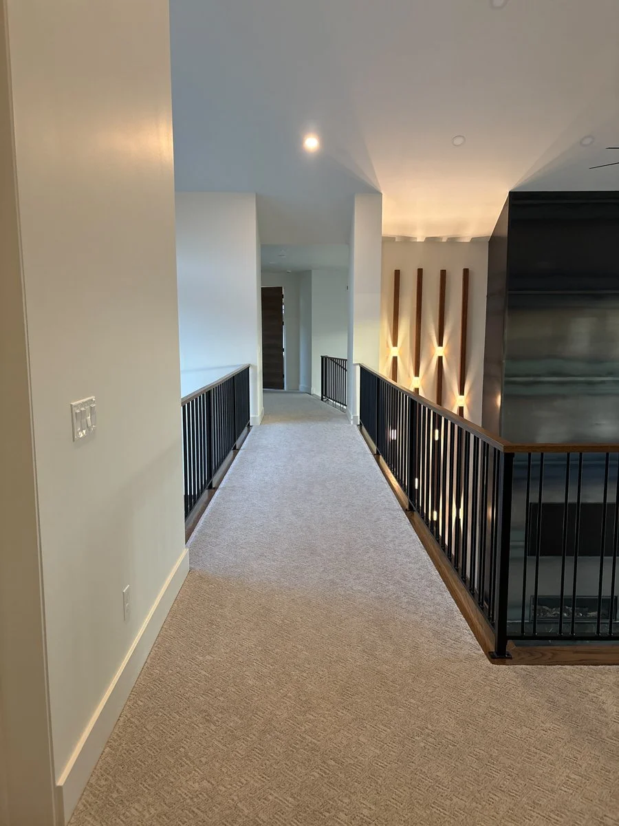 Modern Lumina-FarmingtonUT-natural-light-photography-studio-lifestyle-photoshoot-location-editorial-5.jpg