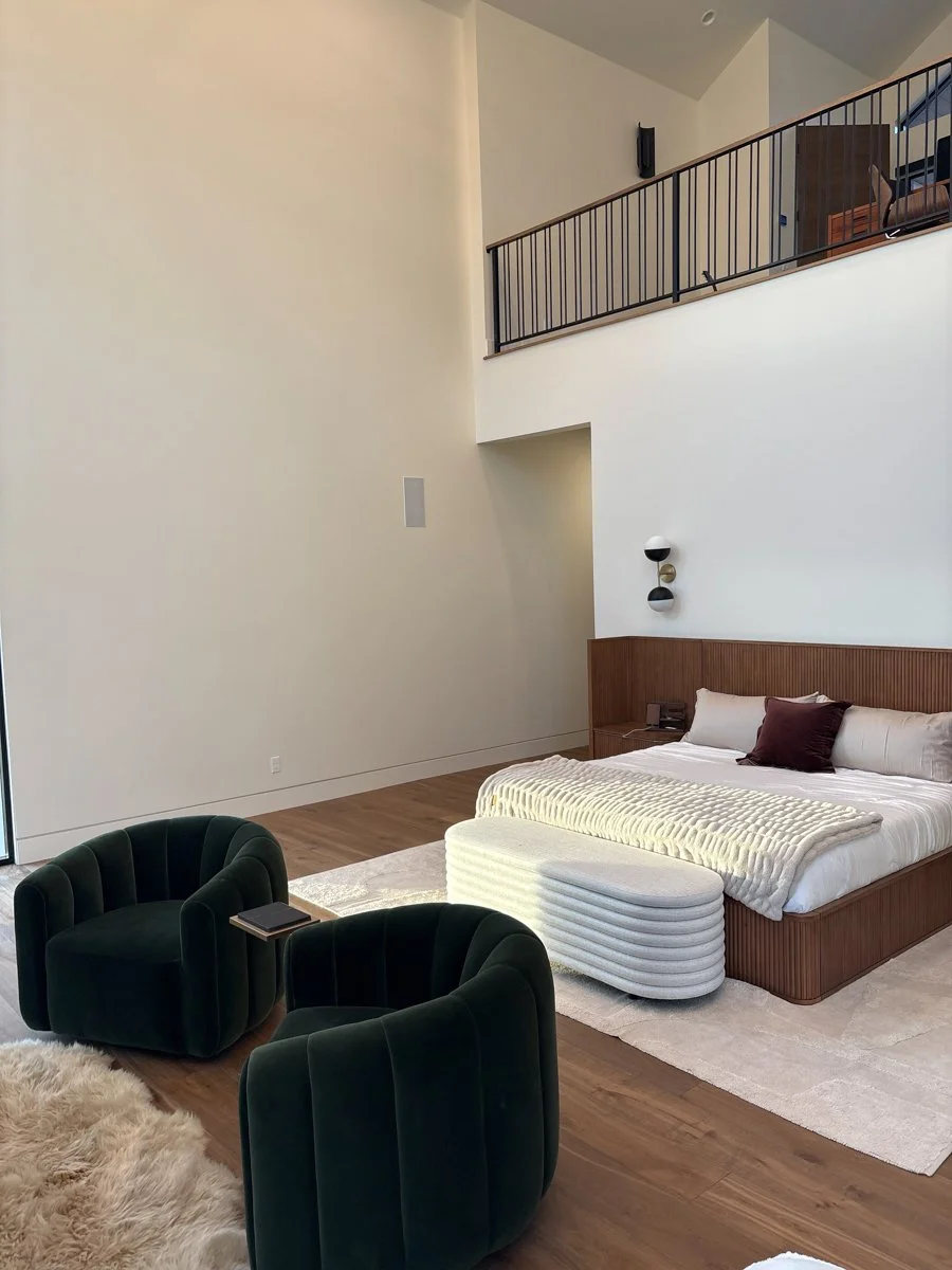 Modern Lumina-FarmingtonUT-natural-light-photography-studio-lifestyle-photoshoot-location-editorial-12.jpg