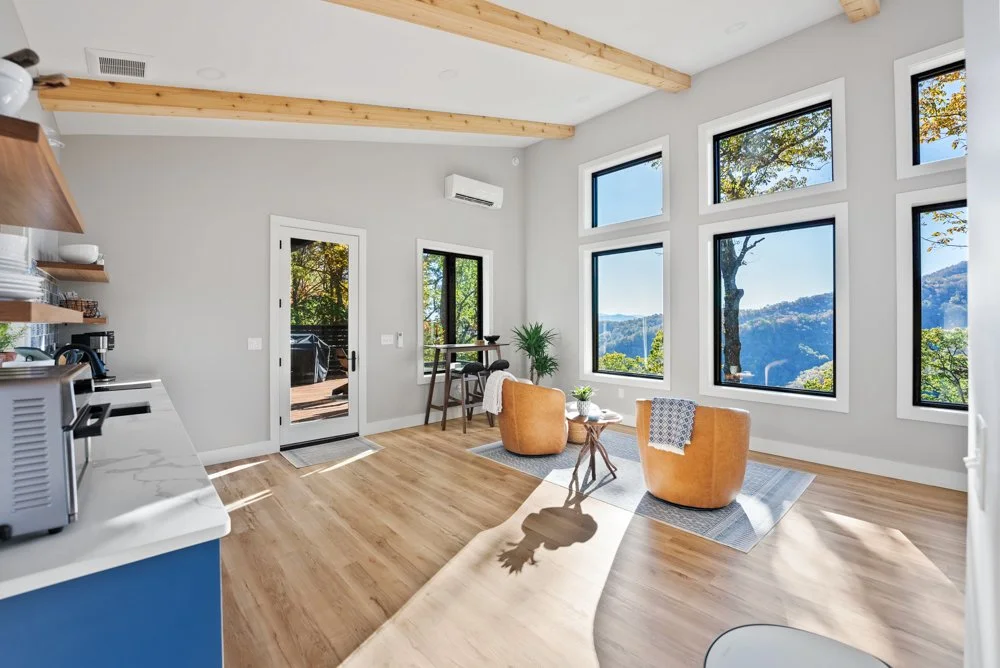 Spruce Retreat-ClydeNC-natural-light-photography-studio-lifestyle-photoshoot-location-editorial-4.jpg