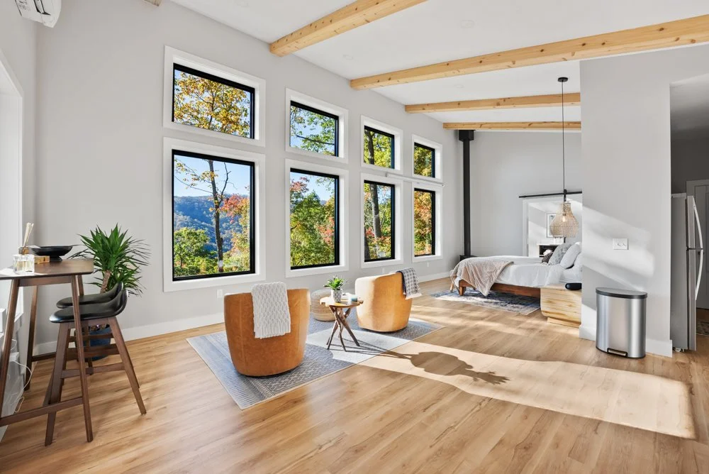 Spruce Retreat-ClydeNC-natural-light-photography-studio-lifestyle-photoshoot-location-editorial-5.jpg