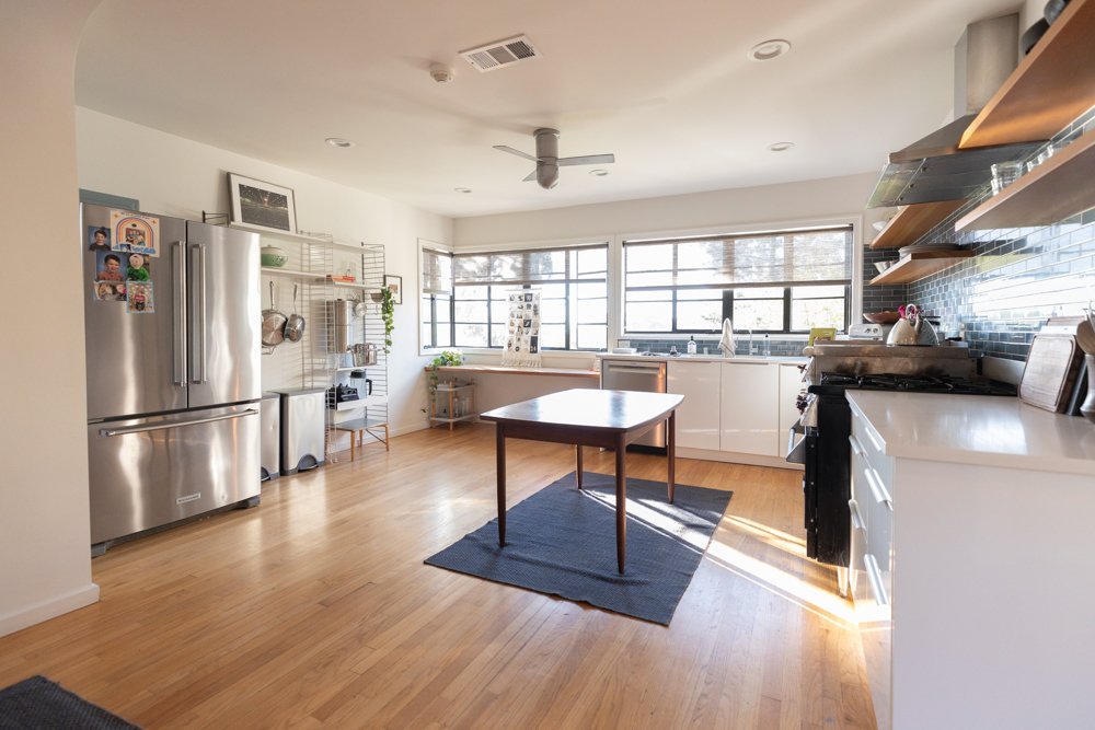 Suncrest Home-LosAngelesCAL-natural-light-photography-studio-lifestyle-photoshoot-location-editorial-15.jpg