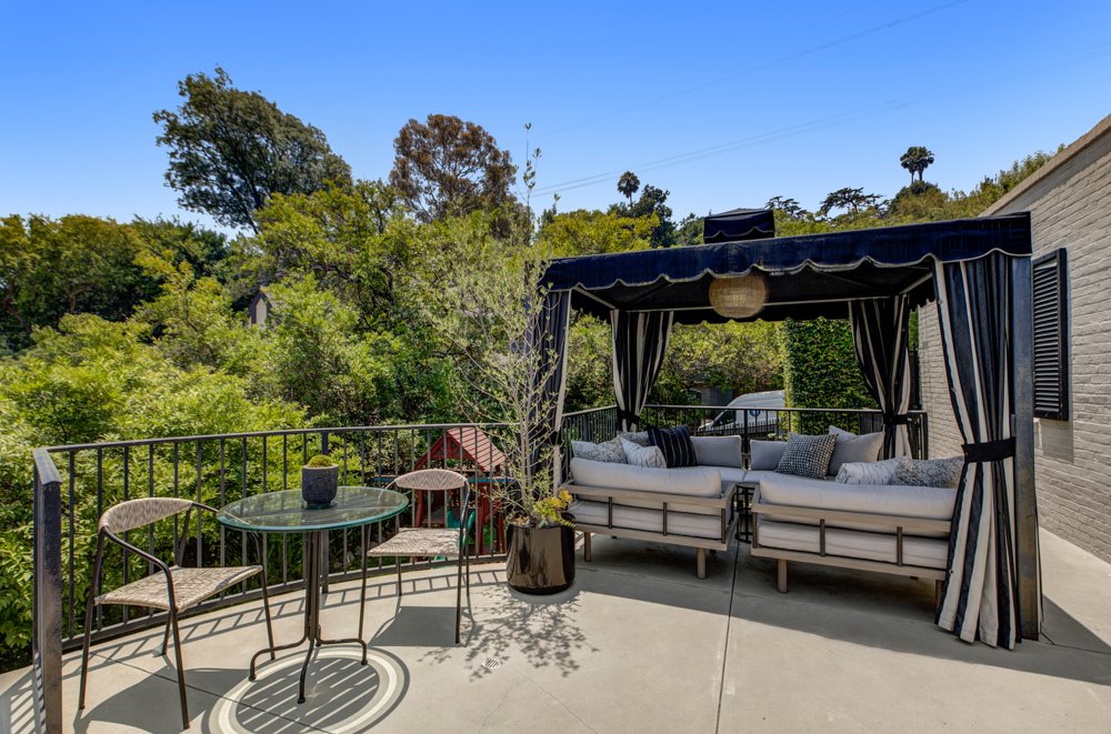 Timeless Grandeur-Los AngelesCAL-natural-light-photography-studio-lifestyle-photoshoot-location-editorial-5.jpg