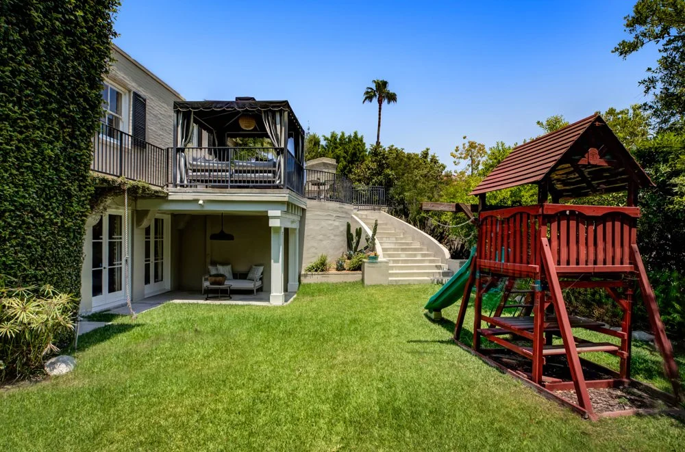 Timeless Grandeur-Los AngelesCAL-natural-light-photography-studio-lifestyle-photoshoot-location-editorial-9.jpg