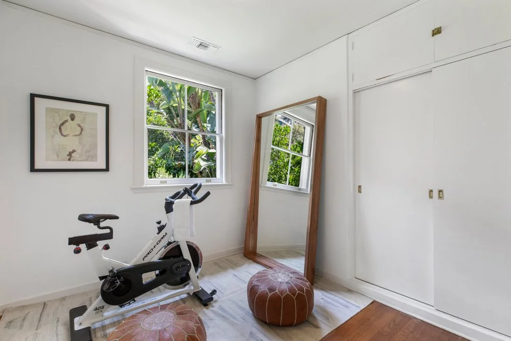 Timeless Grandeur-Los AngelesCAL-natural-light-photography-studio-lifestyle-photoshoot-location-editorial-28.jpg