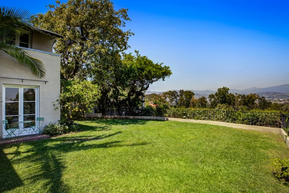 Timeless Grandeur-Los AngelesCAL-natural-light-photography-studio-lifestyle-photoshoot-location-editorial-31.jpg