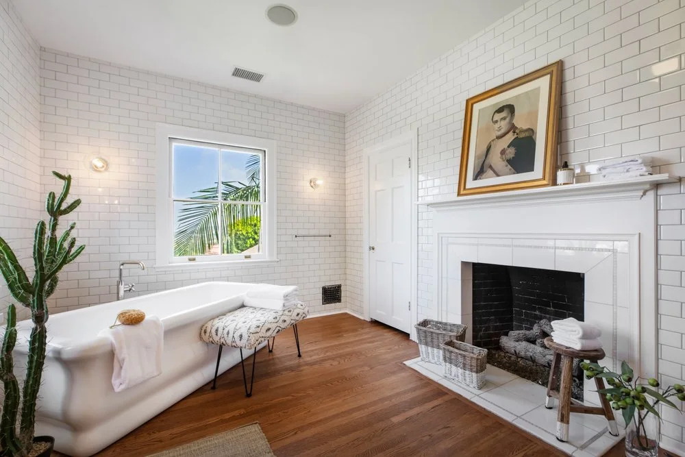 Timeless Grandeur-Los AngelesCAL-natural-light-photography-studio-lifestyle-photoshoot-location-editorial-37.jpg