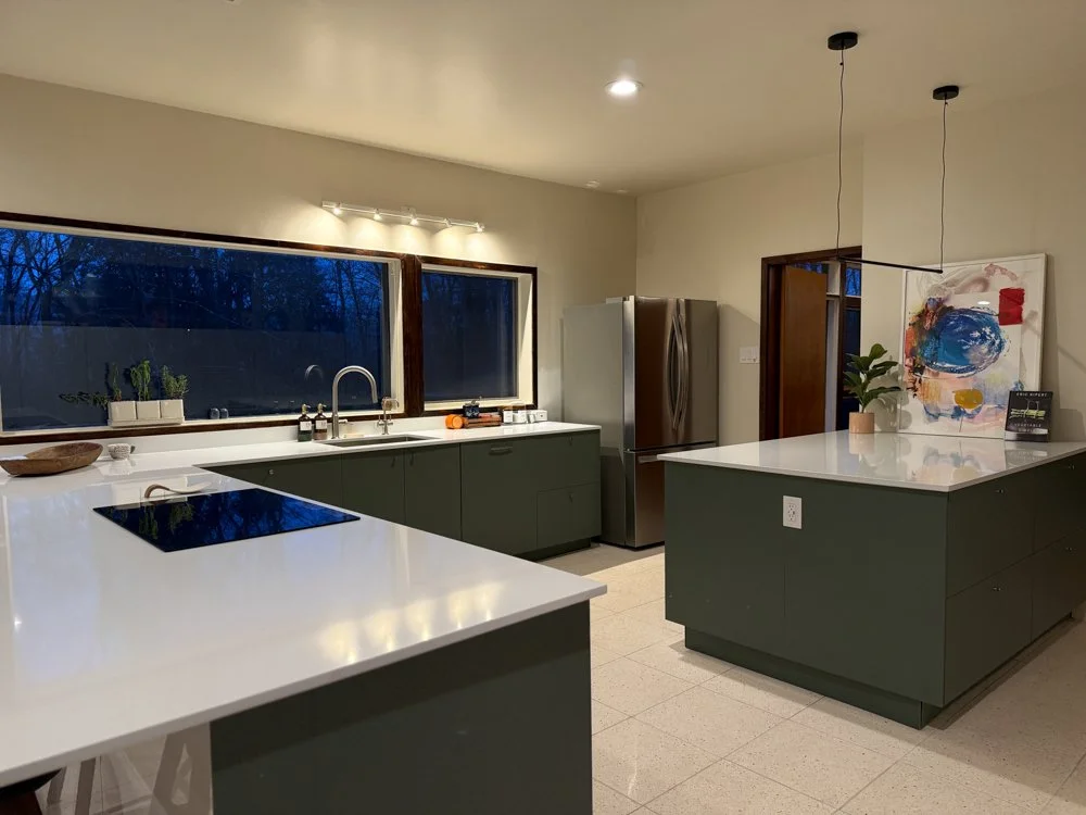 Lush Facade-Hurleyville,NY-natural-light-photography-studio-lifestyle-photoshoot-location-editorial-19.jpg