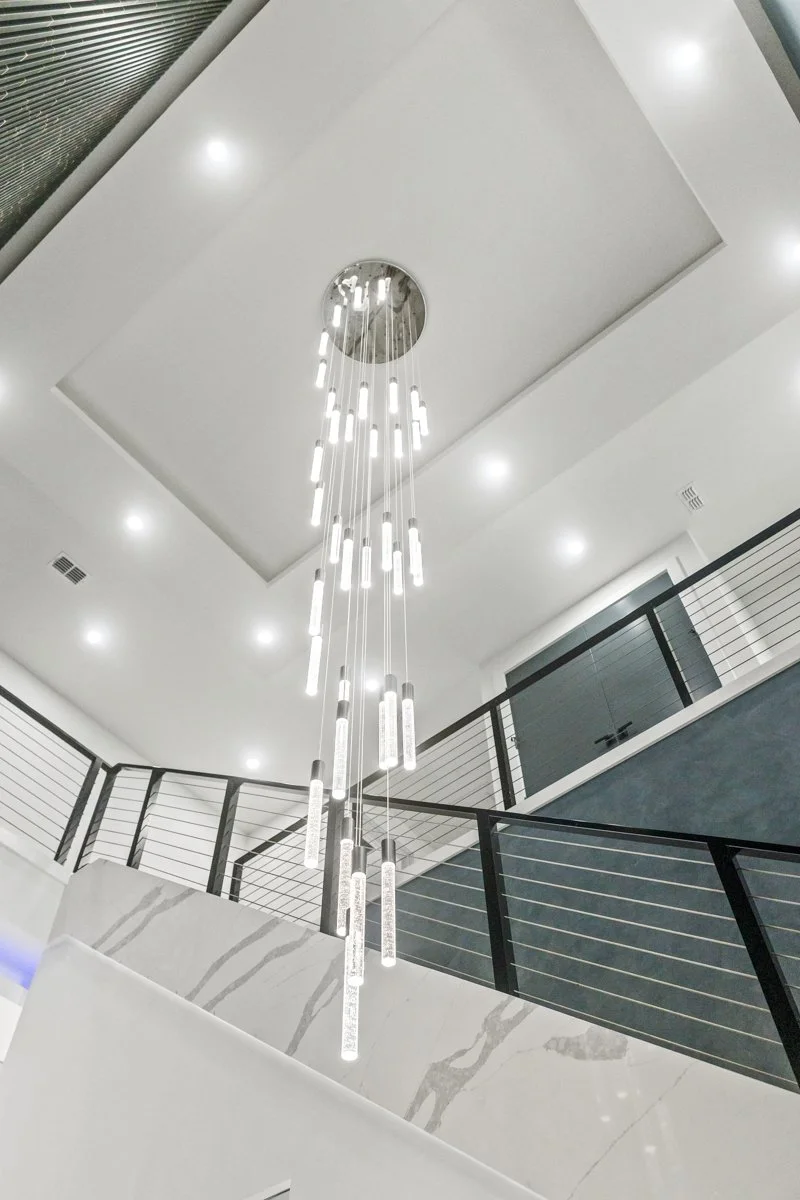 Skyline Modern-TampaFL-natural-light-photography-studio-lifestyle-photoshoot-location--1.jpg