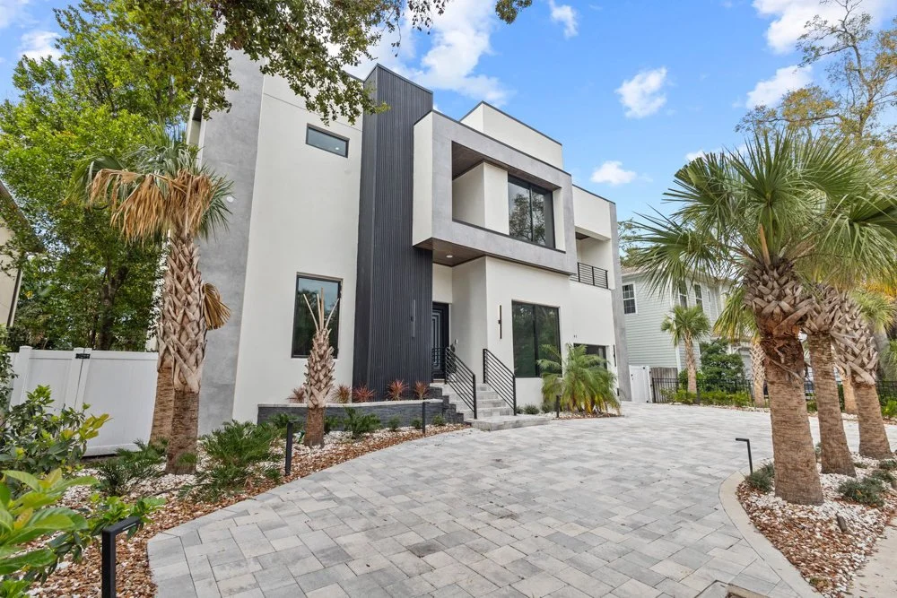 Skyline Modern-TampaFL-natural-light-photography-studio-lifestyle-photoshoot-location--26.jpg