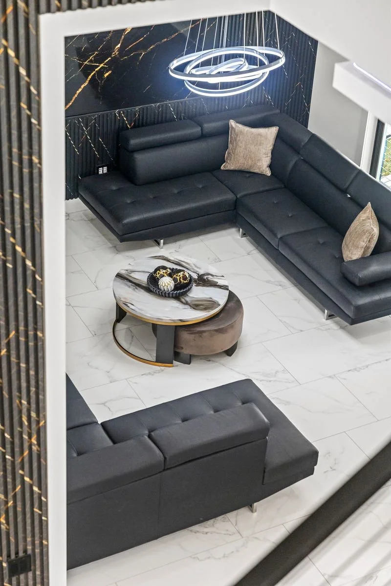 Skyline Modern-TampaFL-natural-light-photography-studio-lifestyle-photoshoot-location--29.jpg