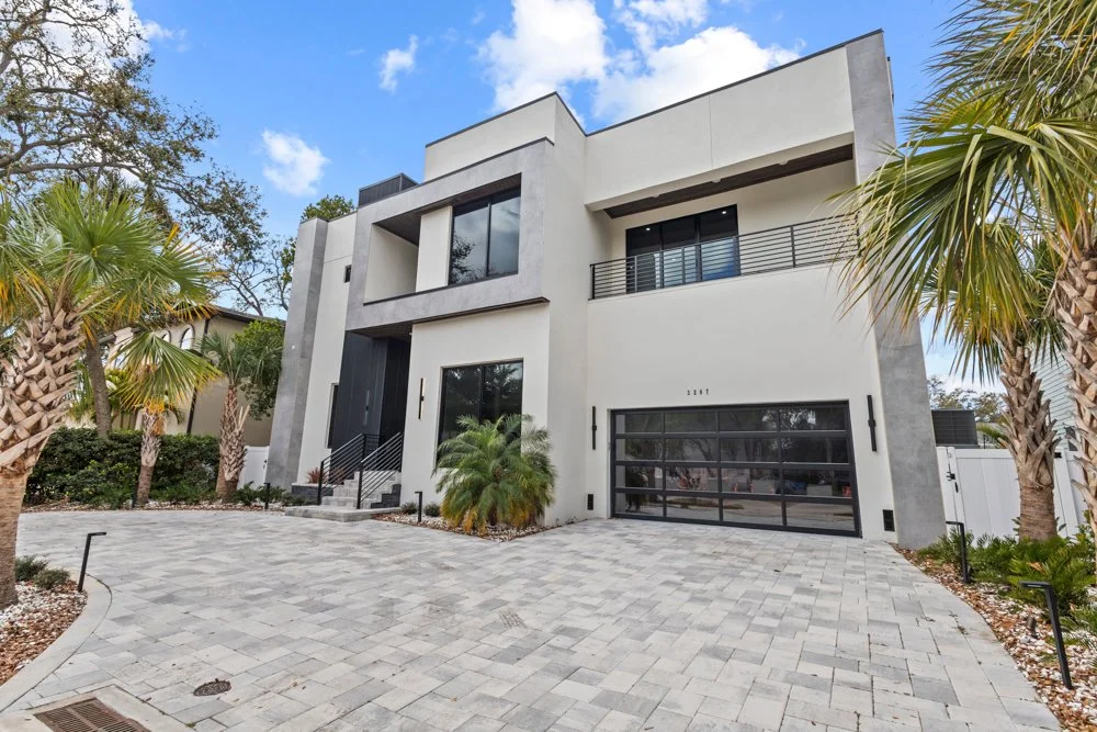 Skyline Modern-TampaFL-natural-light-photography-studio-lifestyle-photoshoot-location--36.jpg