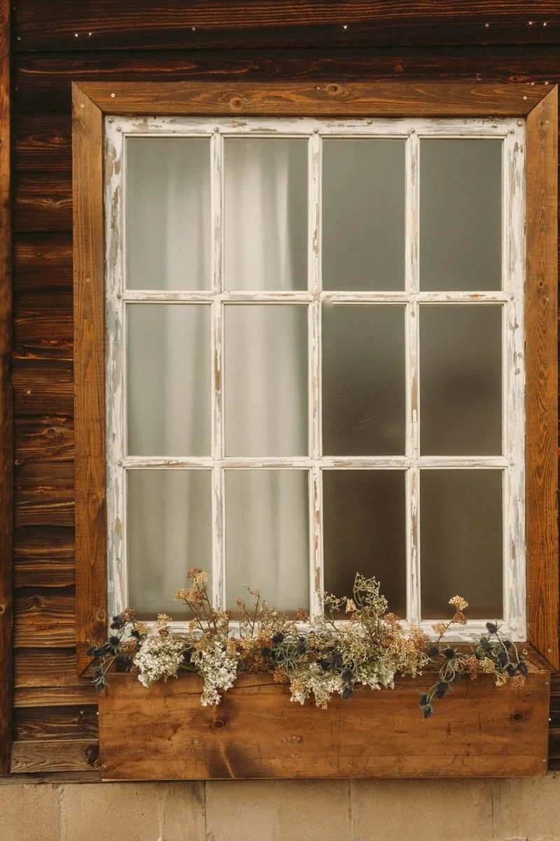 The Cottage-ConiferCO-natural-light-photography-studio-lifestyle-photoshoot-location--10.jpg