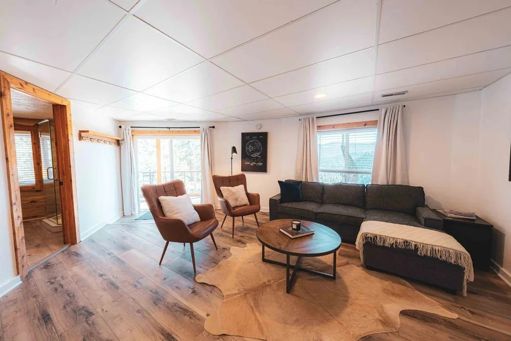 Luna Dome-Idaho SpringsCO-natural-light-photography-studio-lifestyle-photoshoot-location--12.jpg