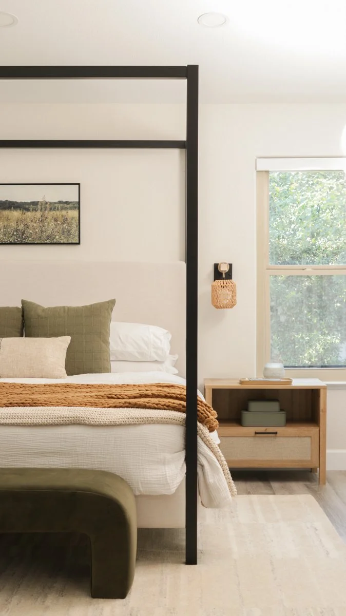 Calm Modern-Las VegasNV-natural-light-photography-studio-lifestyle-photoshoot-location--15.jpg