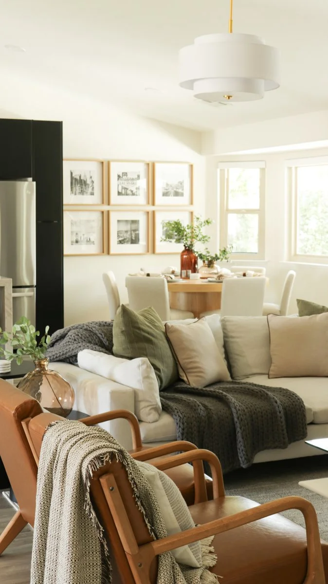 Calm Modern-Las VegasNV-natural-light-photography-studio-lifestyle-photoshoot-location--25.jpg