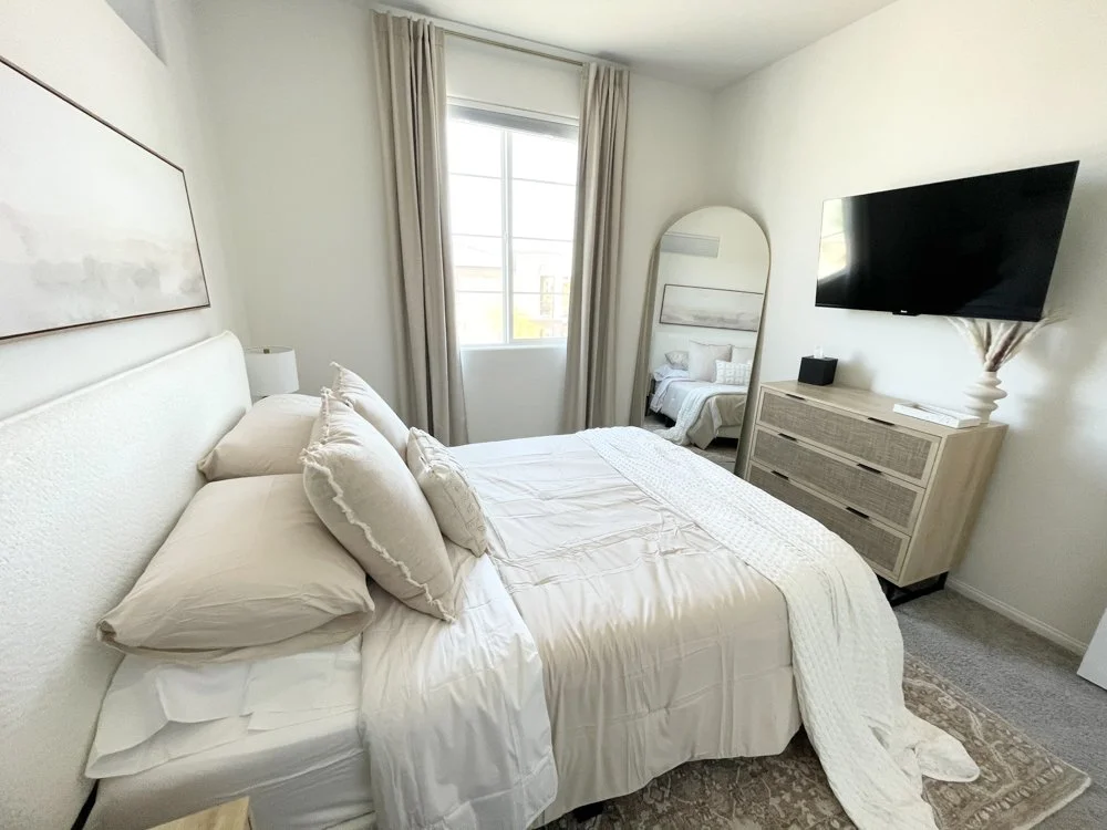 Soft Sanctuary-Las VegasNV-natural-light-photography-studio-lifestyle-photoshoot-location--2.jpg