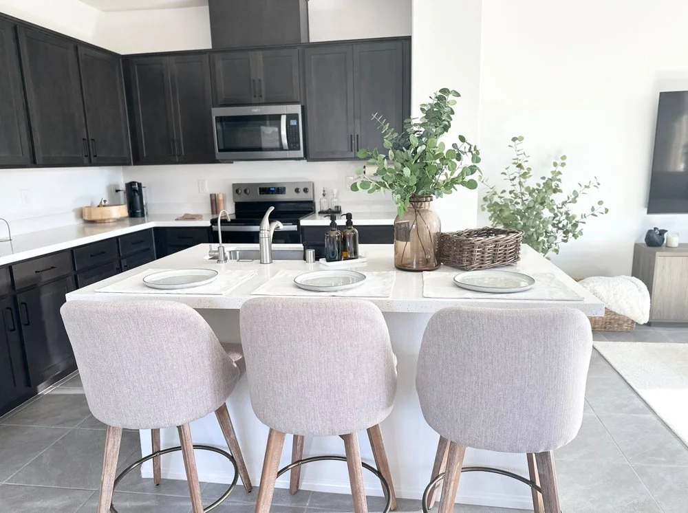 Soft Sanctuary-Las VegasNV-natural-light-photography-studio-lifestyle-photoshoot-location--11.jpg