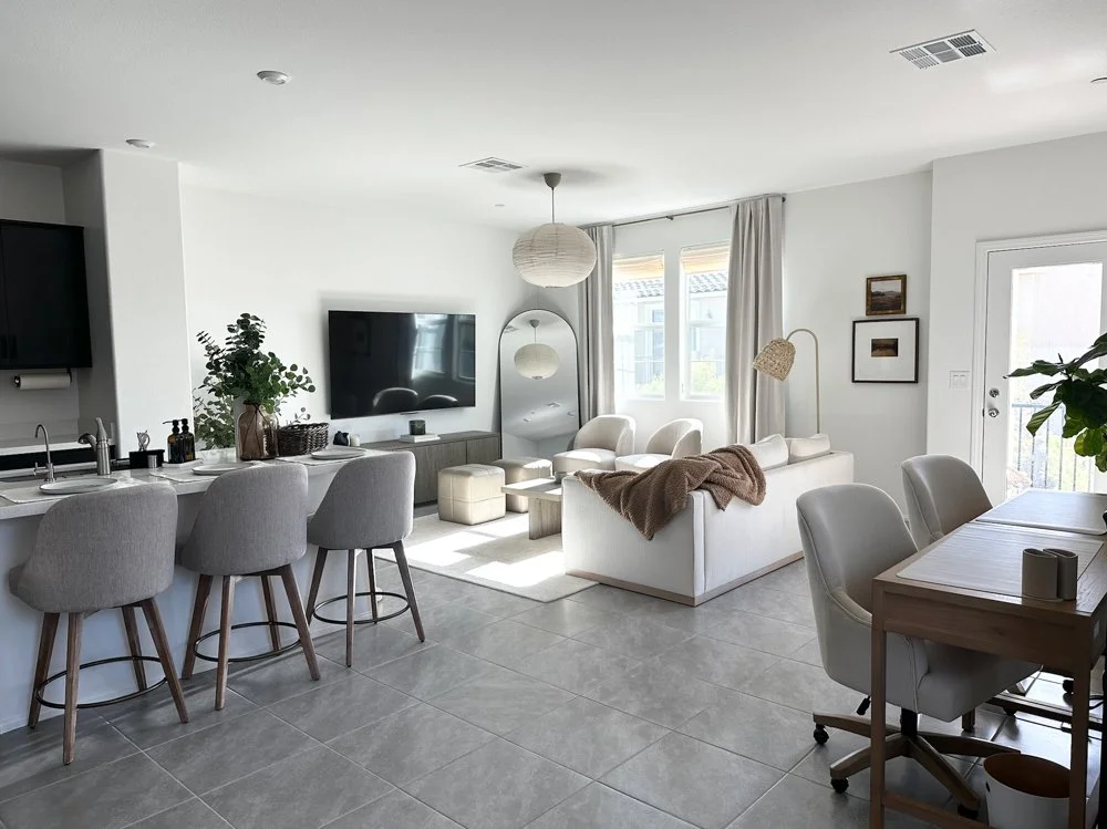 Soft Sanctuary-Las VegasNV-natural-light-photography-studio-lifestyle-photoshoot-location--20.jpg