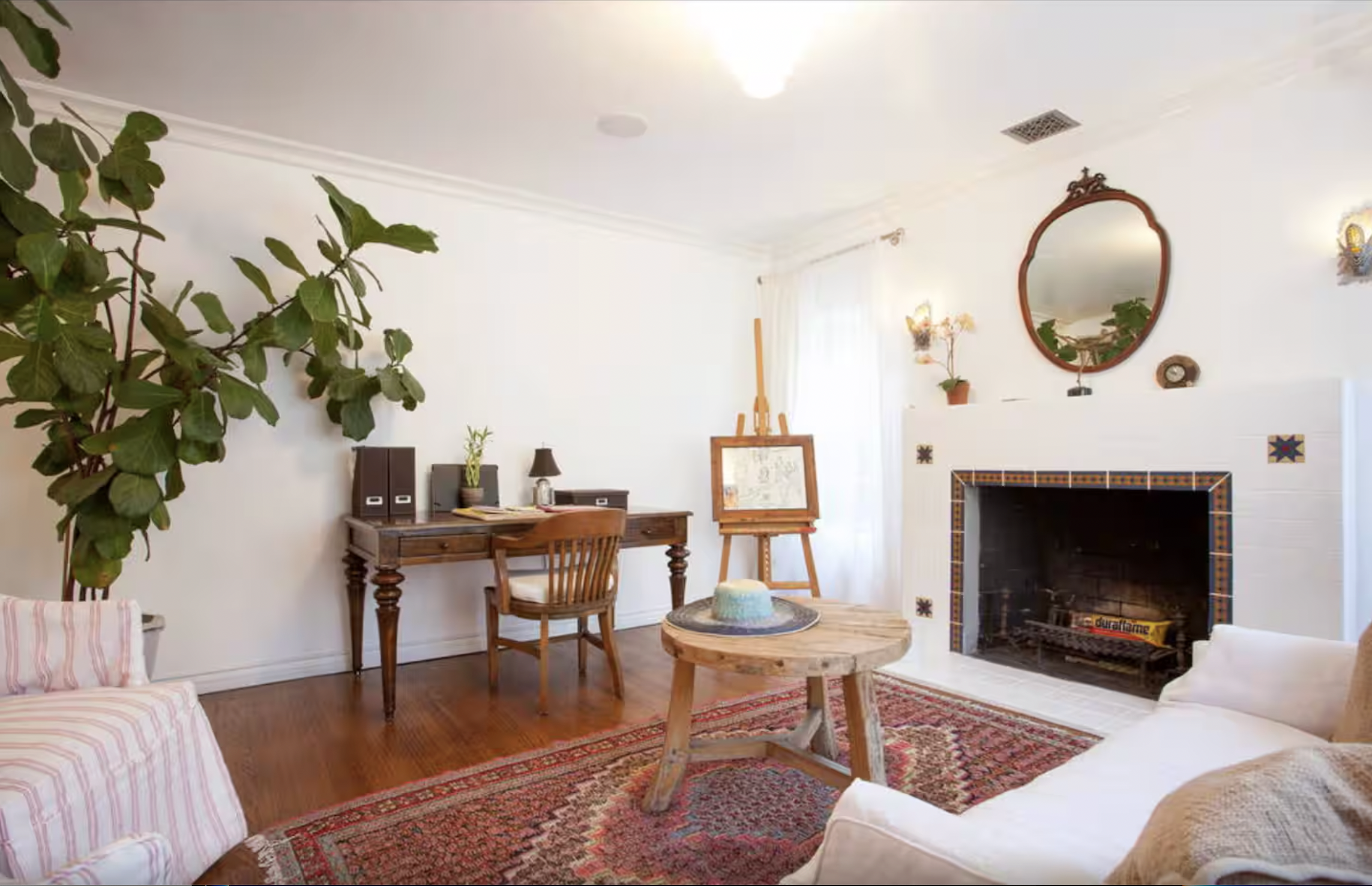 Calm Cottage-LosAngelesCA-natural-light-photography-studio-lifestyle-photoshoot-location-6.png