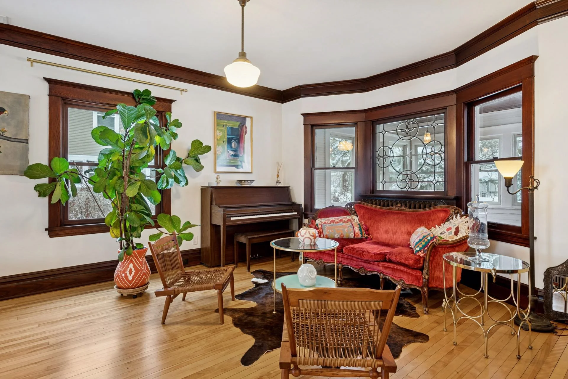 Classic Light-MinneapolisMN-natural-light-photography-studio-lifestyle-photoshoot-location--4.jpg