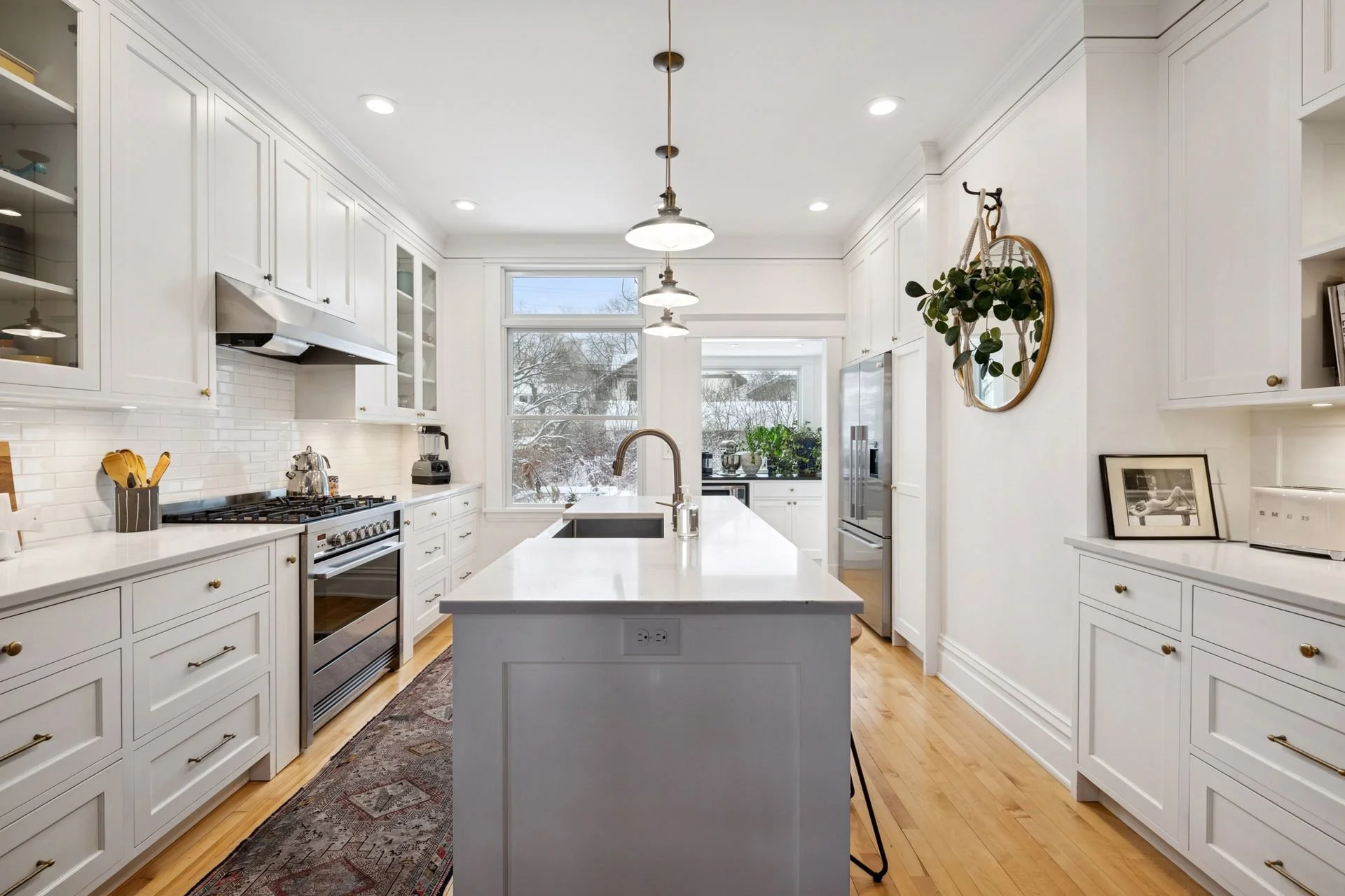 Classic Light-MinneapolisMN-natural-light-photography-studio-lifestyle-photoshoot-location--12.jpg