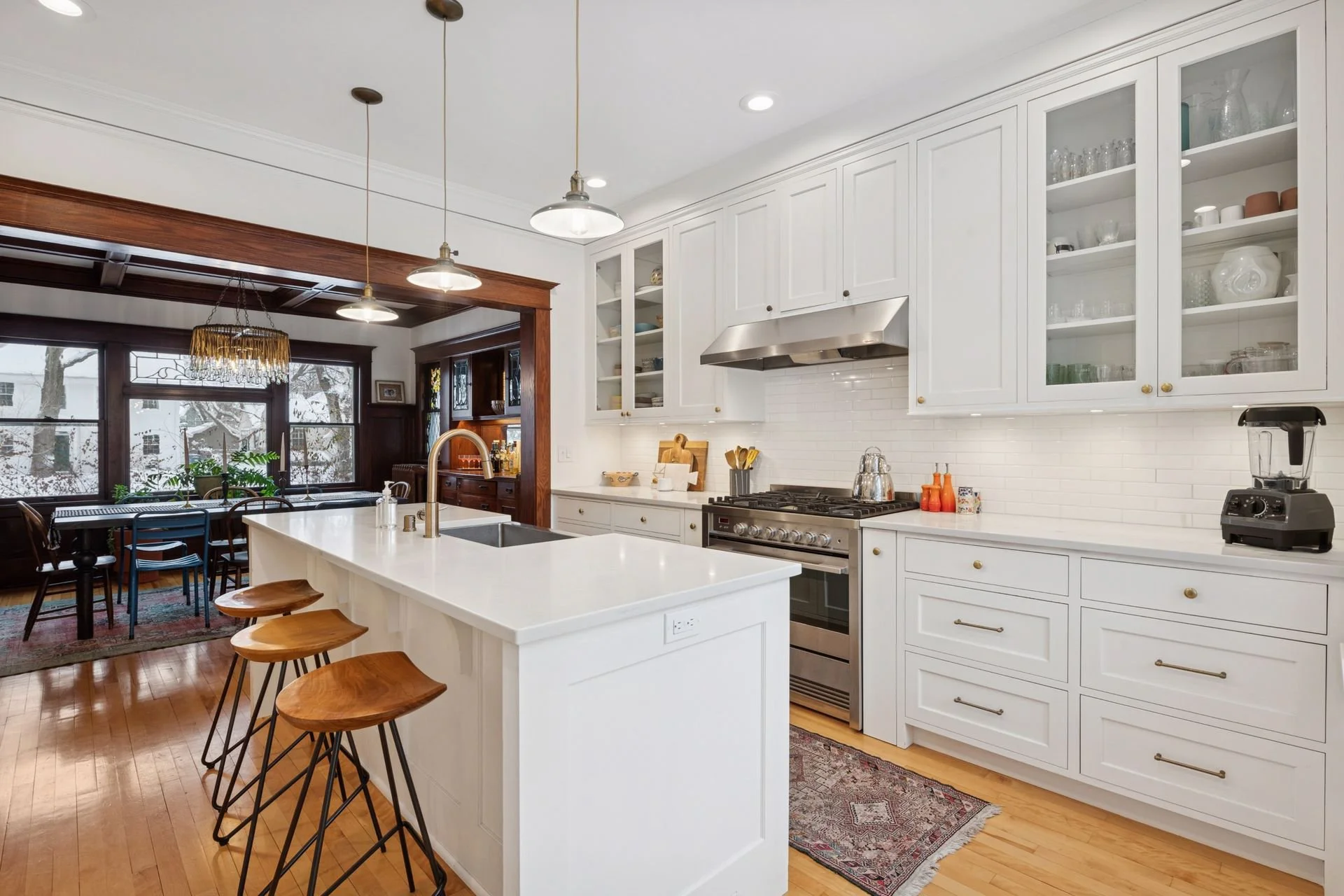 Classic Light-MinneapolisMN-natural-light-photography-studio-lifestyle-photoshoot-location--14.jpg