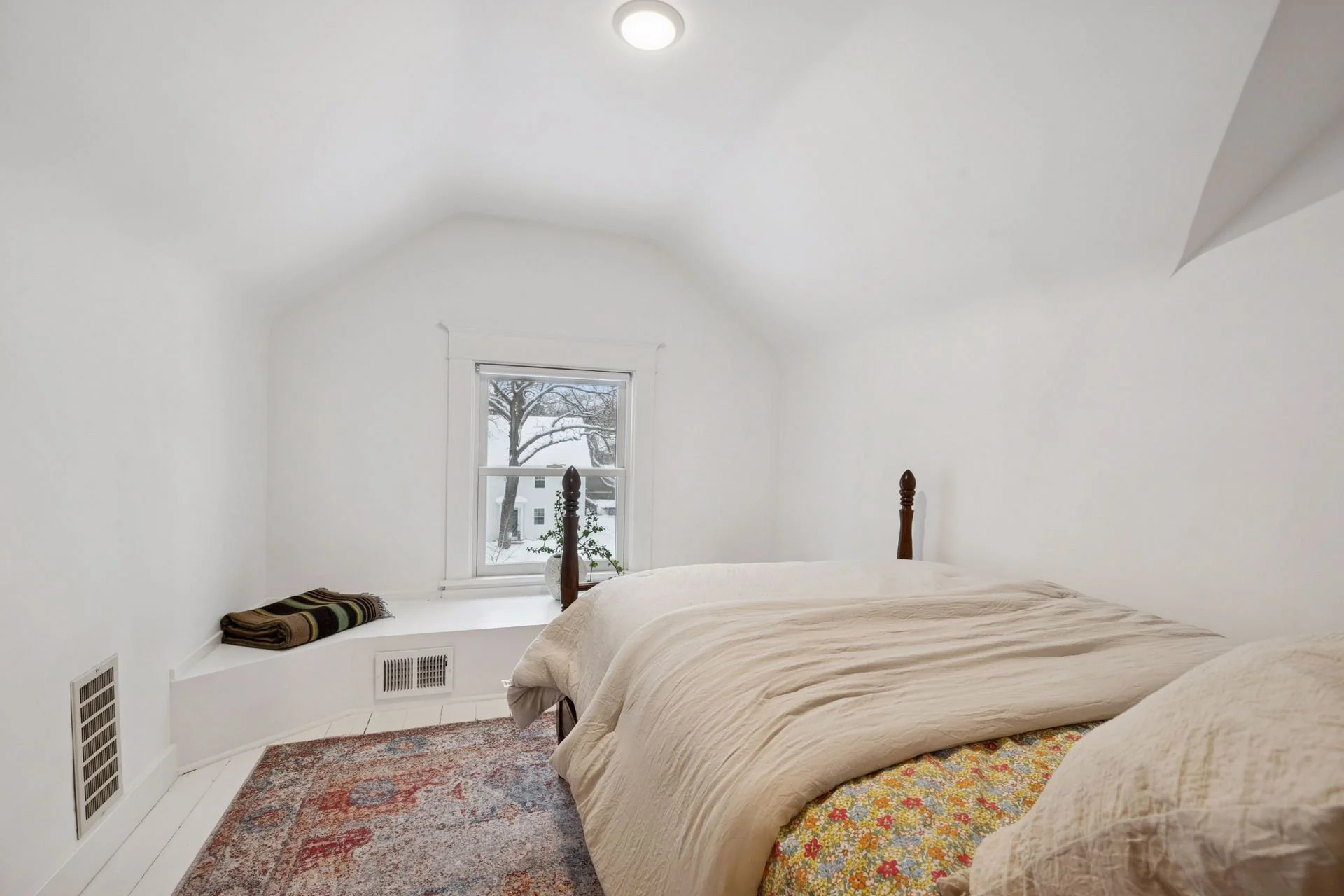 Classic Light-MinneapolisMN-natural-light-photography-studio-lifestyle-photoshoot-location--32.jpg