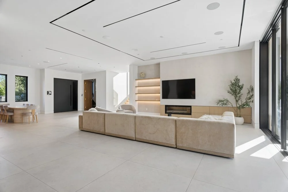 Green Court-Woodland HillsCA-natural-light-photography-studio-lifestyle-photoshoot-location--6.jpg