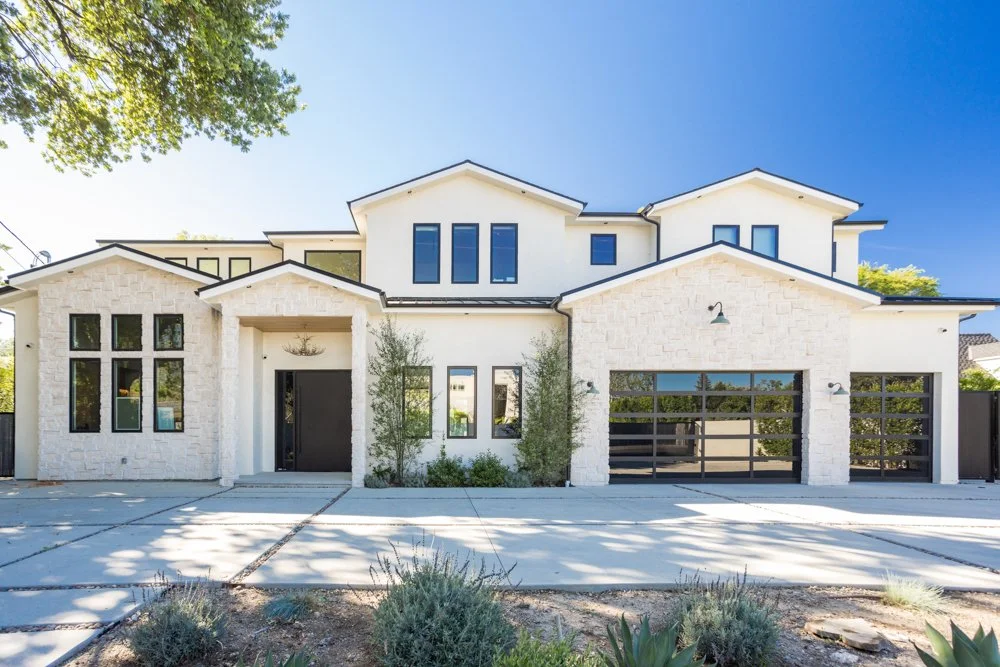 Green Court-Woodland HillsCA-natural-light-photography-studio-lifestyle-photoshoot-location--9.jpg